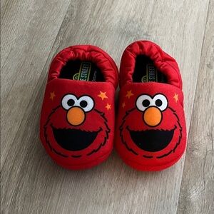 Sesame Street Elmo Red Kids Slippers